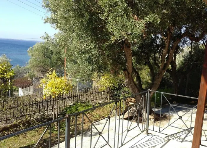 Semesterbostad Gerakina